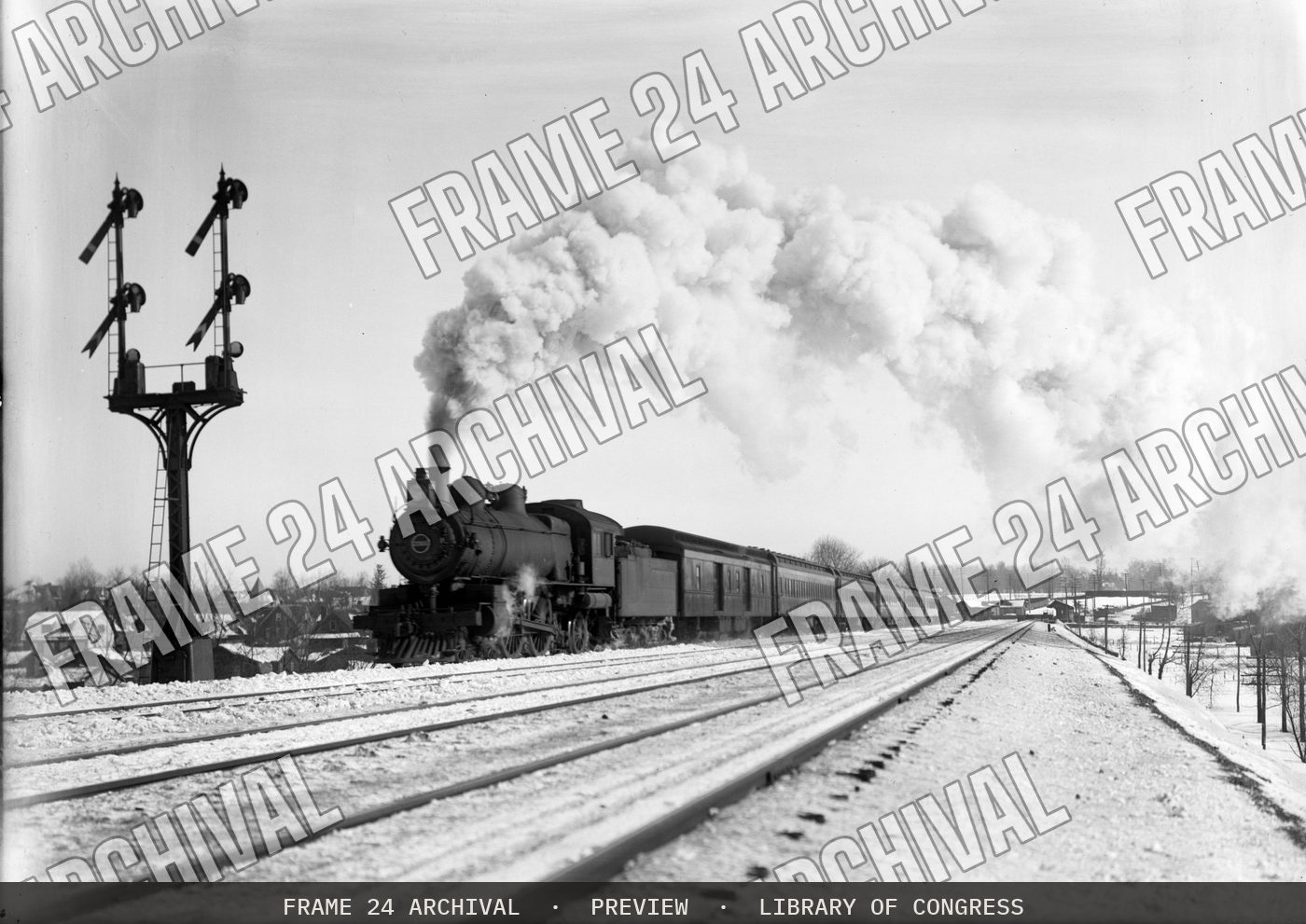 Pennsylvania Railroad : Locomotive PRR 2066 (1912), restored vintage black and white photograph