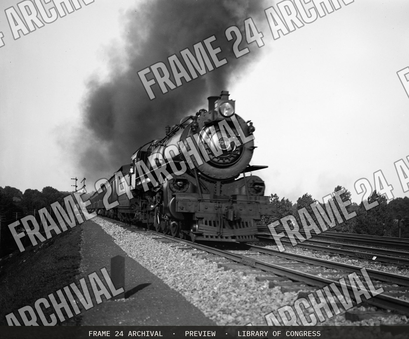 Pennsylvania Railroad : Locomotive PRR 3348 (1910), restored vintage black and white photograph