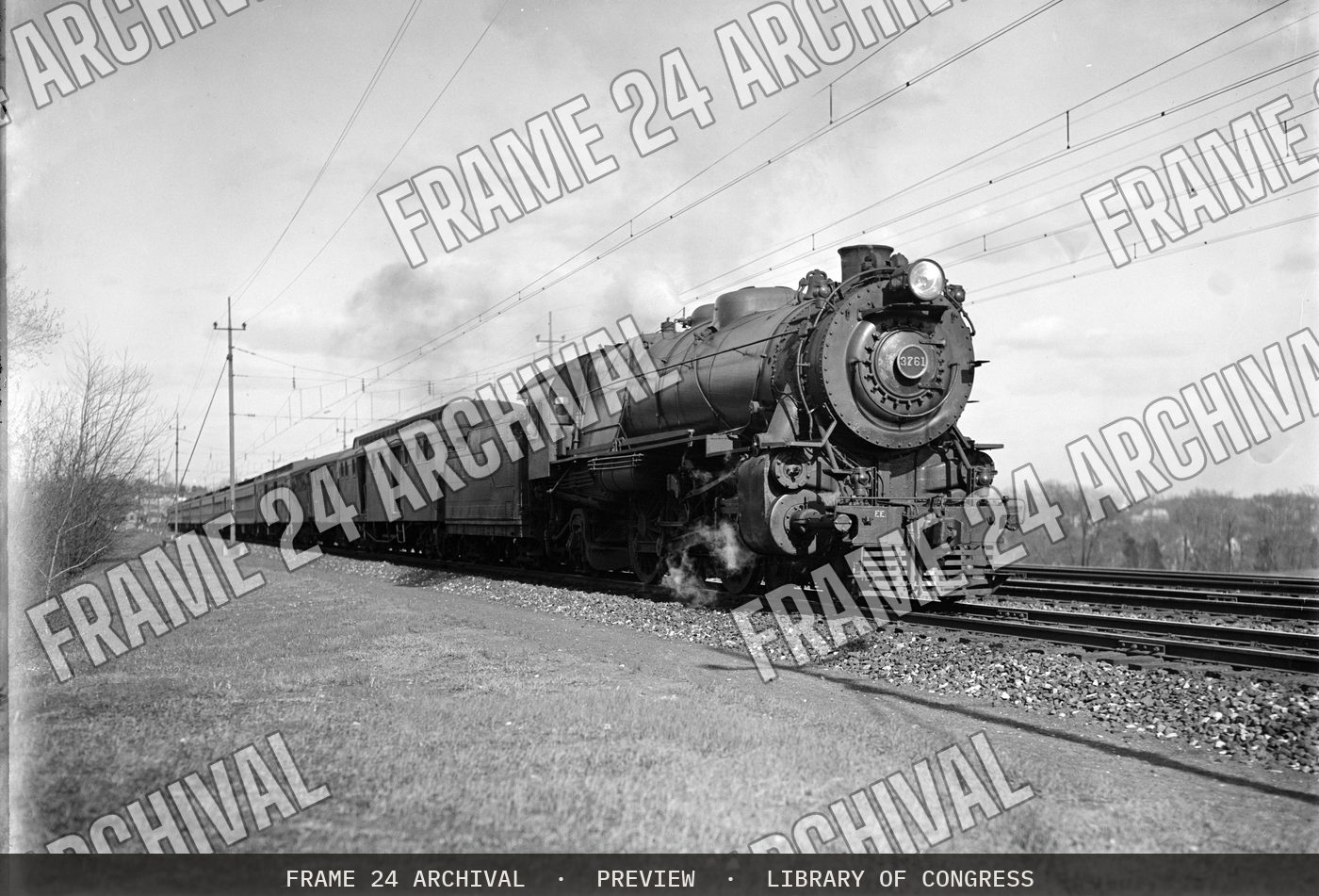 Pennsylvania Railroad : Locomotive PRR 3761 (1920), restored vintage black and white photograph
