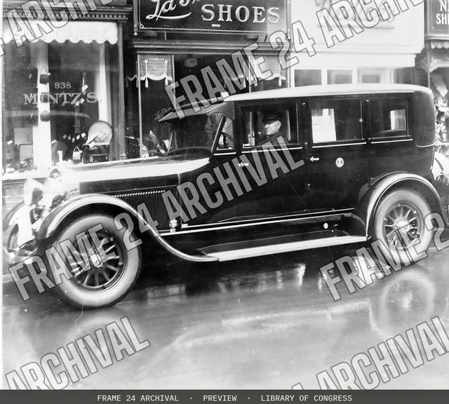 President Coolidge gets a new automobile, vintage black and white photograph